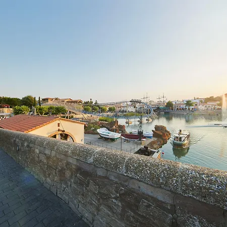 Portaventura Roulette - Includes Unlimited Access To Portaventura Park & 1 Access To Ferrari Land Salou