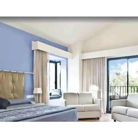 Hotel Portaventura Roulette - Includes Unlimited Access To Portaventura Park & 1 Access To Ferrari Land 4*