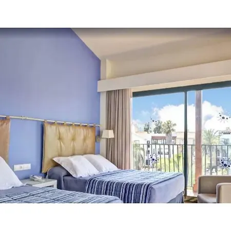 Portaventura Roulette - Includes Unlimited Access To Portaventura Park & 1 Access To Ferrari Land Hotell