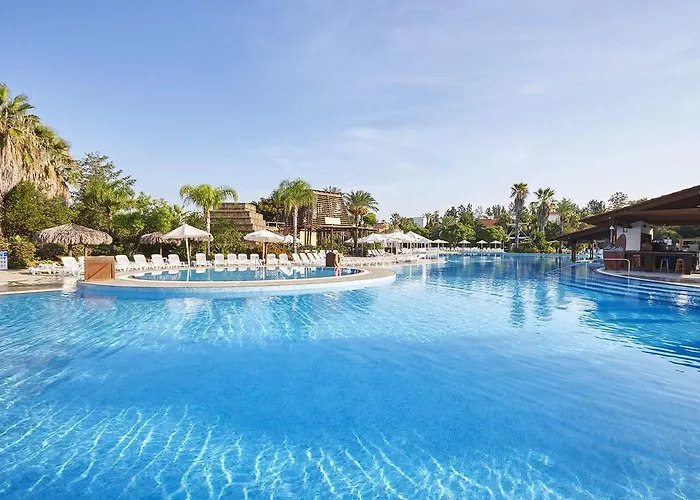 Hotel Portaventura Roulette - Includes Unlimited Access To Portaventura Park & 1 Access To Ferrari Land